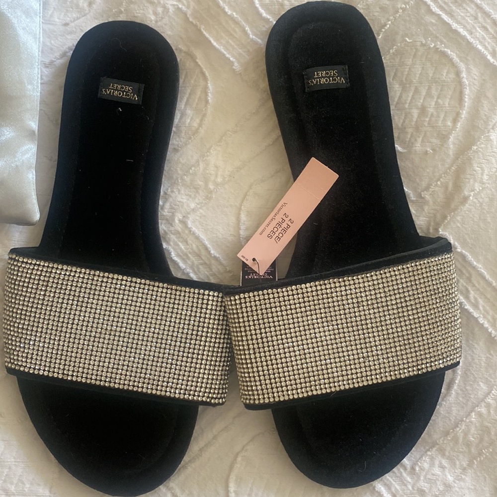 Victoria’s Secret Slippers & silk bag 2 piece set- Brand New, Never worn w/ tags